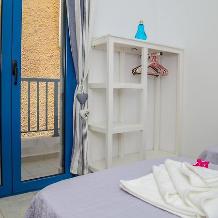 Mmm Apartment Makrýgialos المظهر الخارجي الصورة